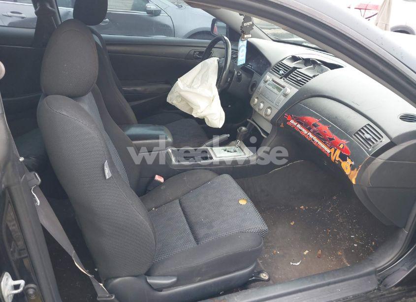 Photo 5 of 2004 Toyota Camry SOLARA SE SPORT V6 (VIN 4T1CA38PX4U016164)