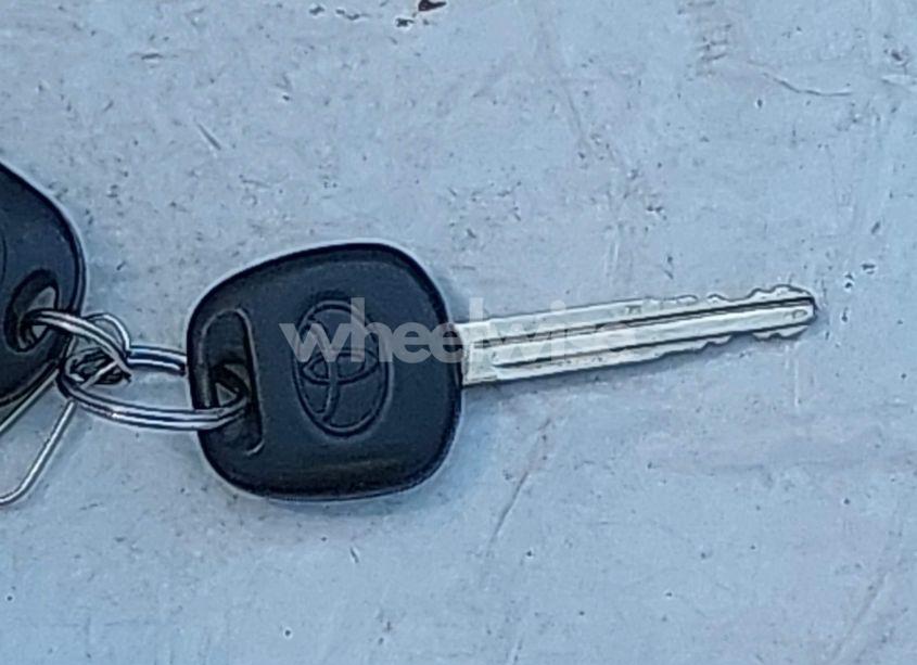 Photo 11 of 2004 Toyota Camry SOLARA SLE (VIN 4T1CE30P04U816911)