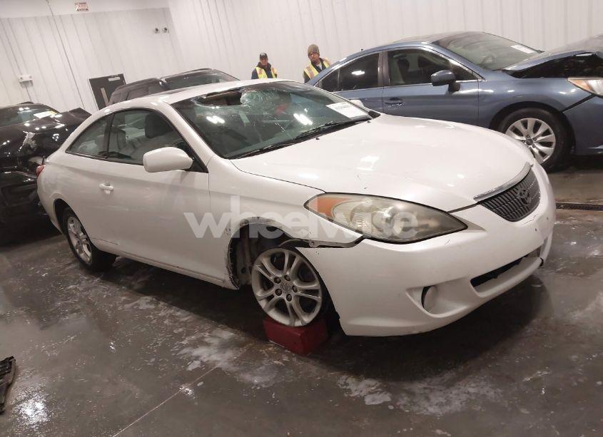2005 Toyota Camry SOLARA SLE (VIN 4T1CE30P55U975358) main photo