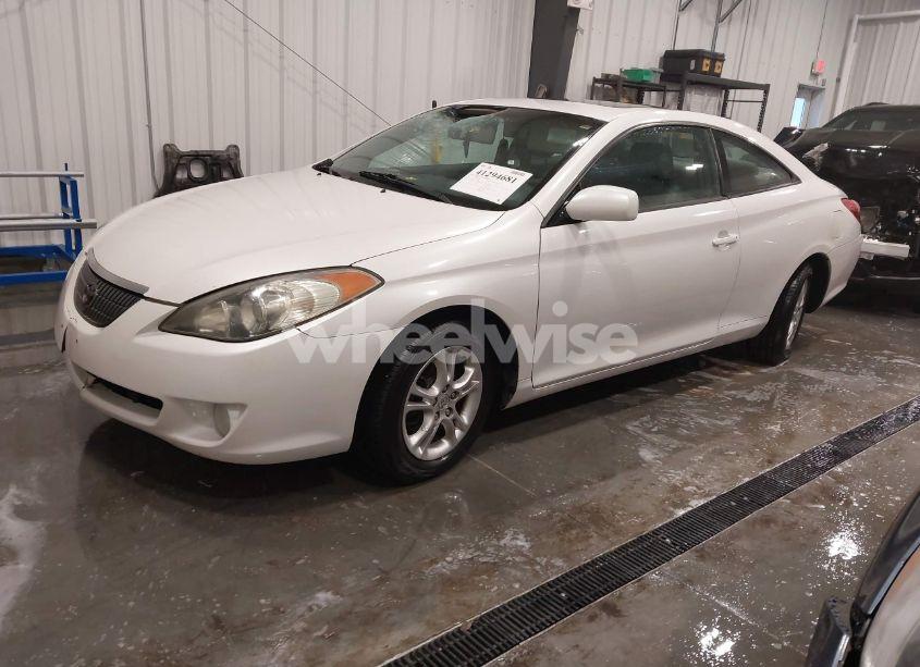 Photo 2 of 2005 Toyota Camry SOLARA SLE (VIN 4T1CE30P55U975358)