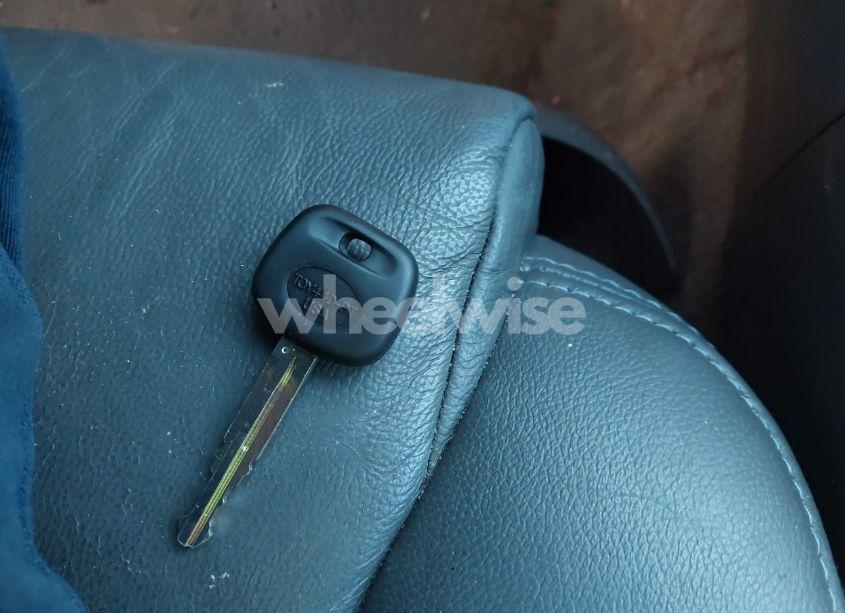 Photo 11 of 2007 Toyota Camry SOLARA SLE (VIN 4T1CE30PX7U761274)