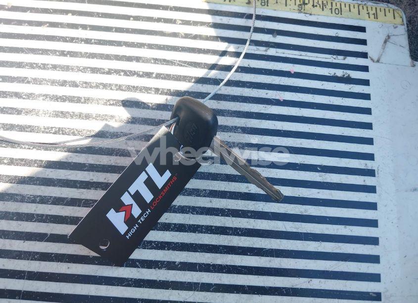 Photo 11 of 2006 Toyota Camry SOLARA SE (VIN 4T1CE38P06U689035)