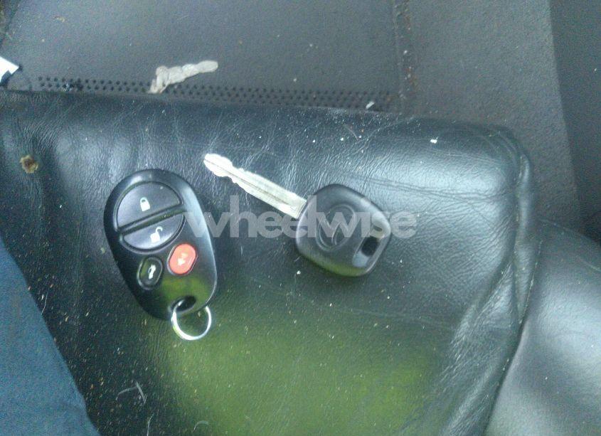 Photo 11 of 2005 Toyota Camry SOLARA SE (VIN 4T1CE38P15U961106)