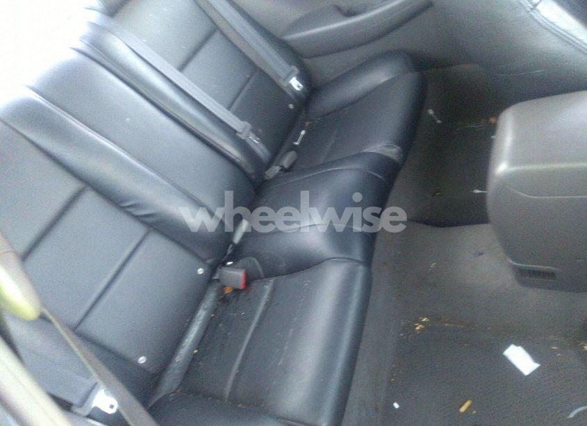 Photo 8 of 2005 Toyota Camry SOLARA SE (VIN 4T1CE38P15U961106)