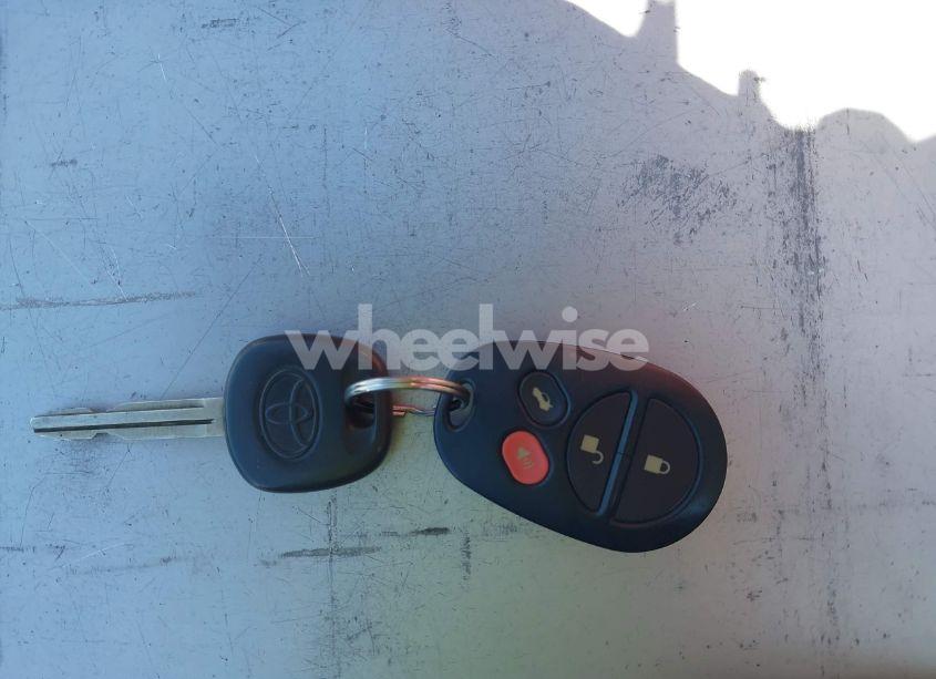 Photo 11 of 2004 Toyota Camry SOLARA SE (VIN 4T1CE38P24U807843)