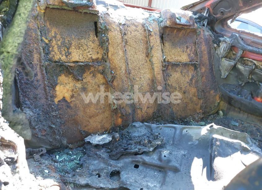 Photo 8 of 2004 Toyota Camry SOLARA SE (VIN 4T1CE38P74U904066)