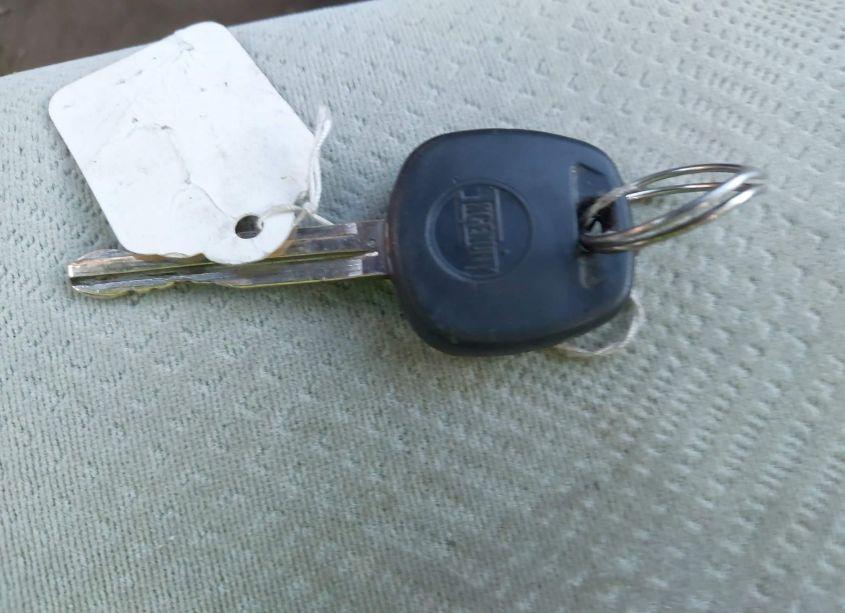 Photo 11 of 2004 Toyota Camry SOLARA SE (VIN 4T1CE38PX4U883620)