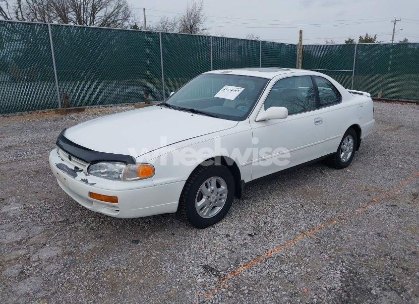 Photo 2 of 1996 Toyota Camry DX/LE (VIN 4T1CG12KXTU740256)