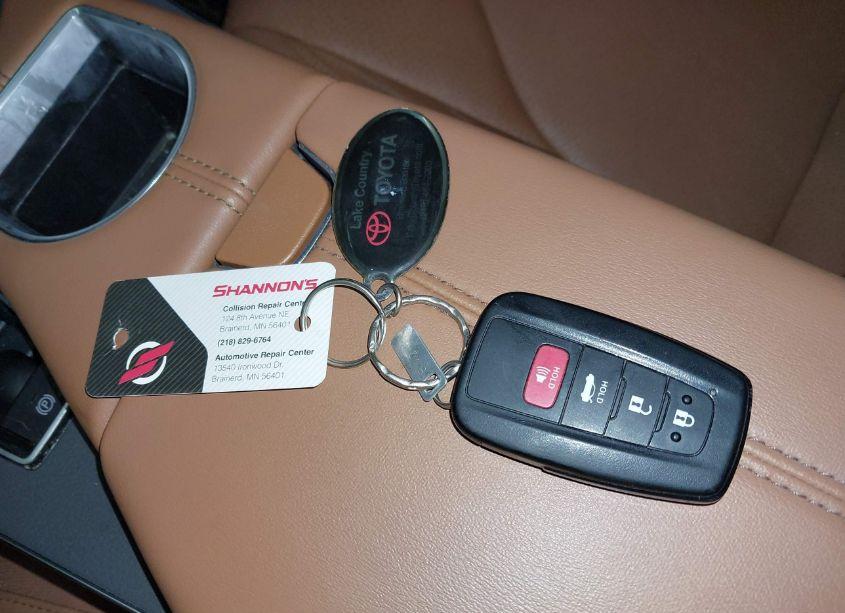 Photo 11 of 2022 Toyota Avalon LIMITED HYBRID (VIN 4T1DA1AB4NU011115)