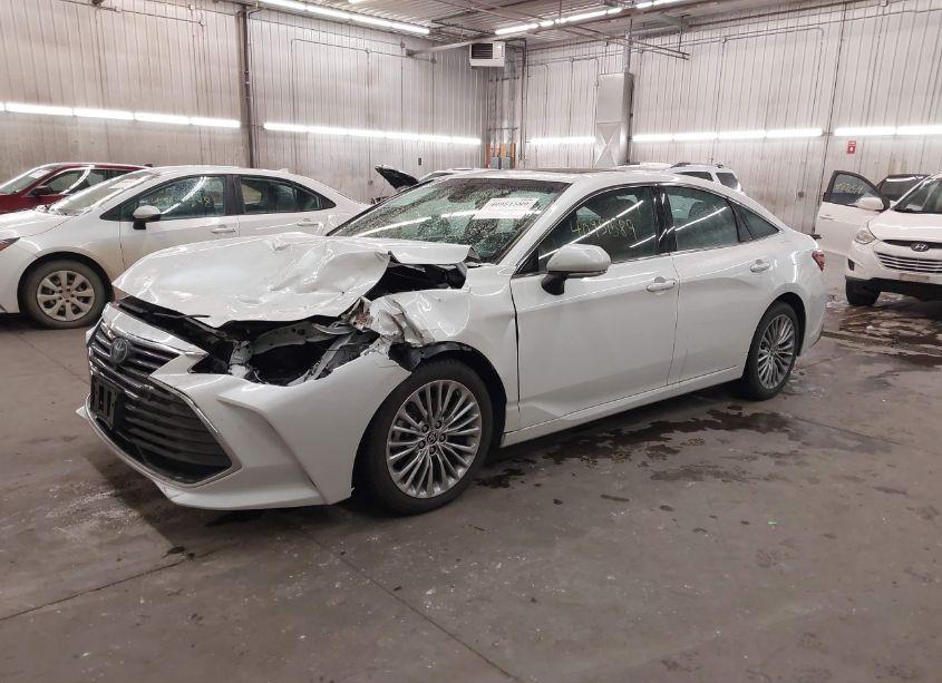 Photo 2 of 2022 Toyota Avalon LIMITED HYBRID (VIN 4T1DA1AB4NU011115)