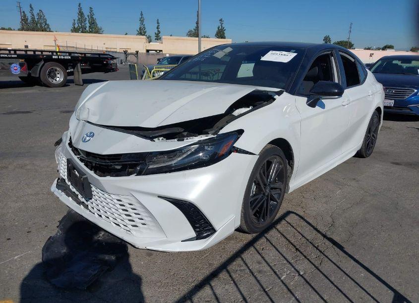 Photo 2 of 2025 Toyota Camry XSE (VIN 4T1DAACK0SU019348)