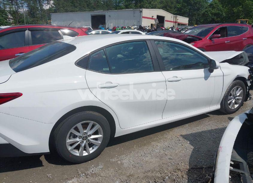 Photo 13 of 2025 Toyota Camry LE (VIN 4T1DAACK0SU020757)