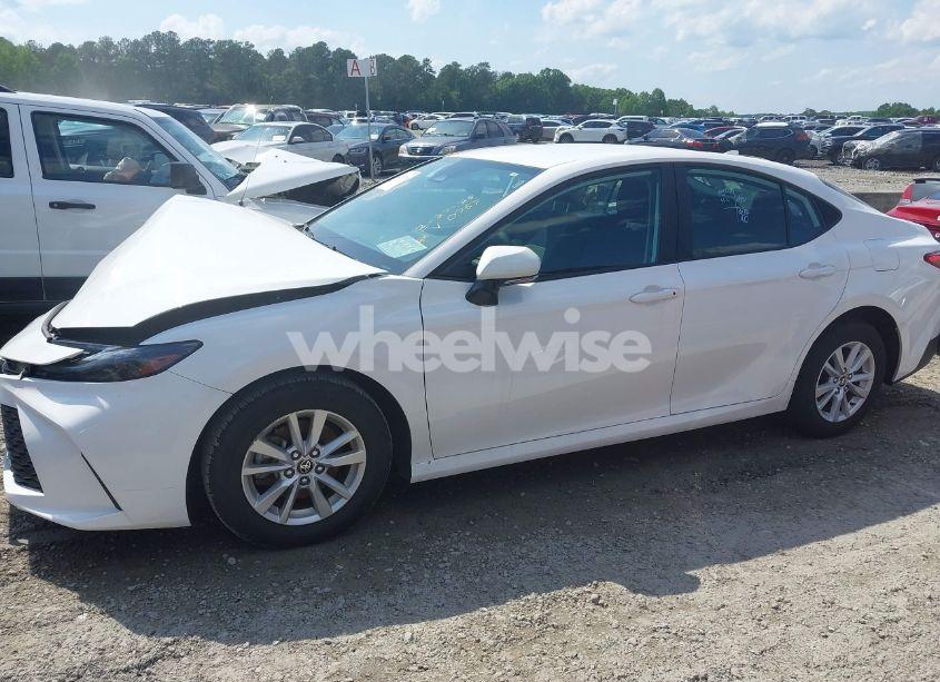 Photo 14 of 2025 Toyota Camry LE (VIN 4T1DAACK0SU020757)