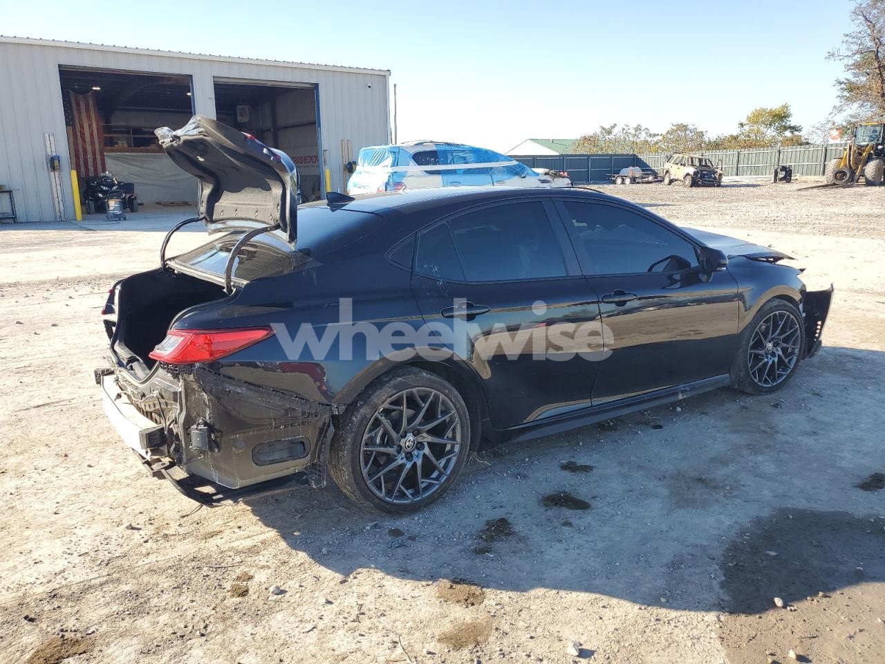 Photo 3 of 2025 TOYOTA CAMRY XSE (VIN 4T1DAACK0SU056562)