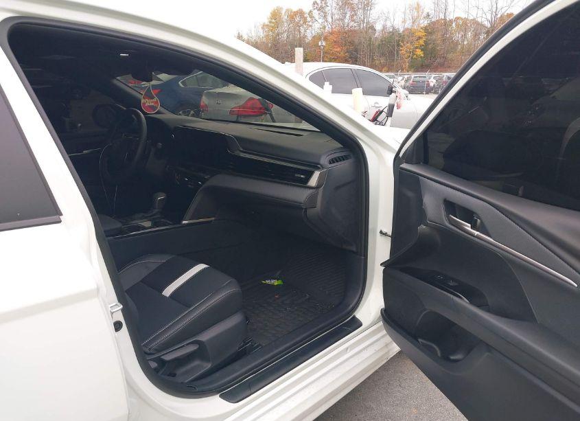 Photo 5 of 2025 Toyota Camry SE (VIN 4T1DAACK0SU062037)