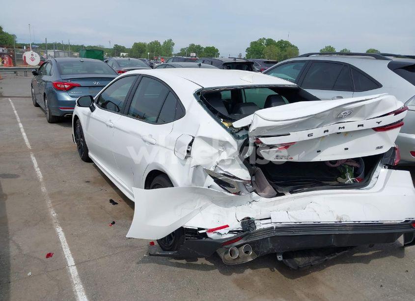 Photo 3 of 2025 Toyota Camry SE (VIN 4T1DAACK0SU076570)