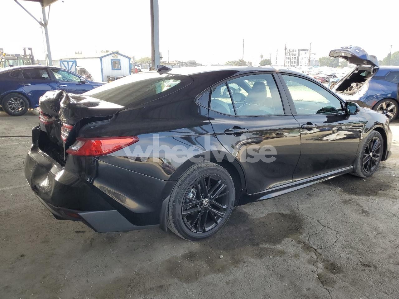 Photo 3 of 2025 TOYOTA CAMRY XSE (VIN 4T1DAACK0SU141868)