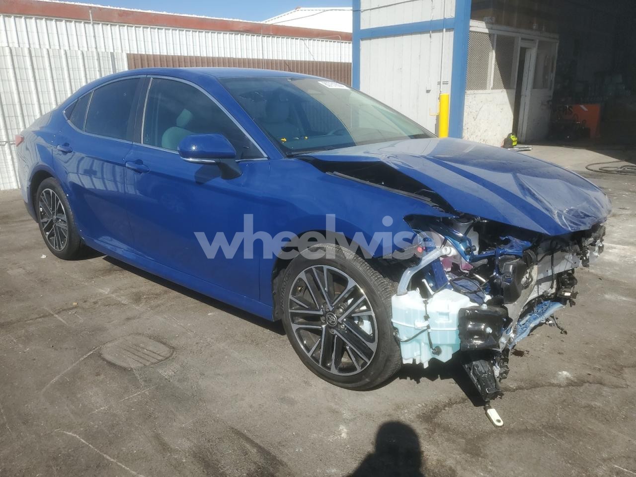 Photo 4 of 2025 TOYOTA CAMRY XSE (VIN 4T1DAACK0SU151395)