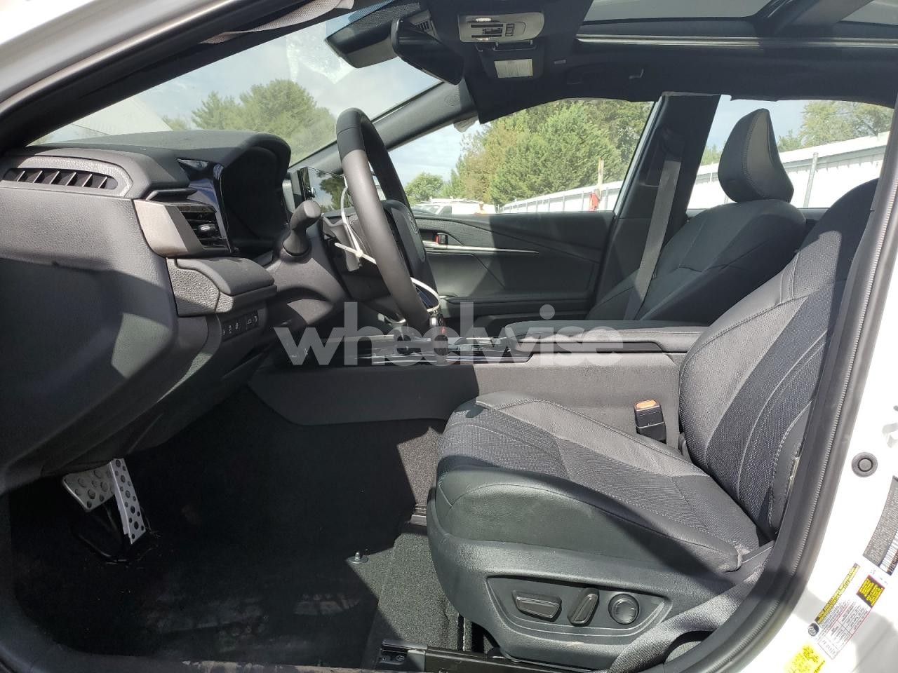 Photo 7 of 2025 TOYOTA CAMRY XSE (VIN 4T1DAACK0SU193193)