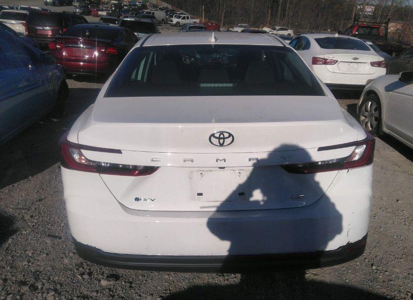 Photo 16 of 2025 Toyota Camry LE (VIN 4T1DAACK0SU511247)
