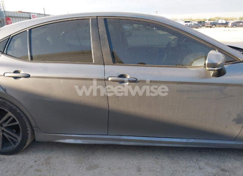 Photo 14 of 2025 Toyota Camry XSE (VIN 4T1DAACK0SU520529)