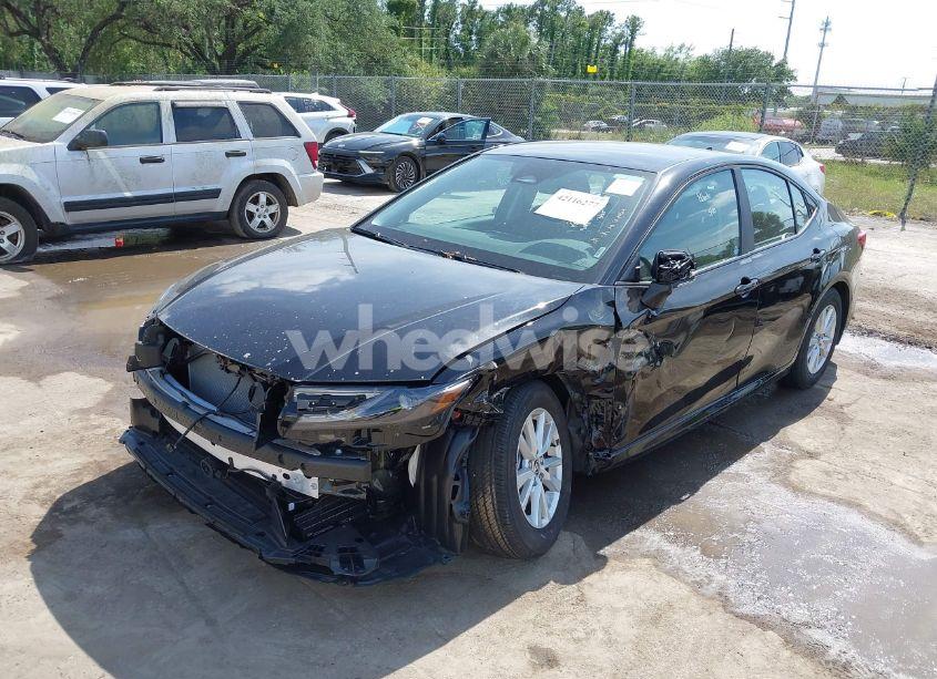 Photo 2 of 2025 Toyota Camry LE (VIN 4T1DAACK0SU531241)