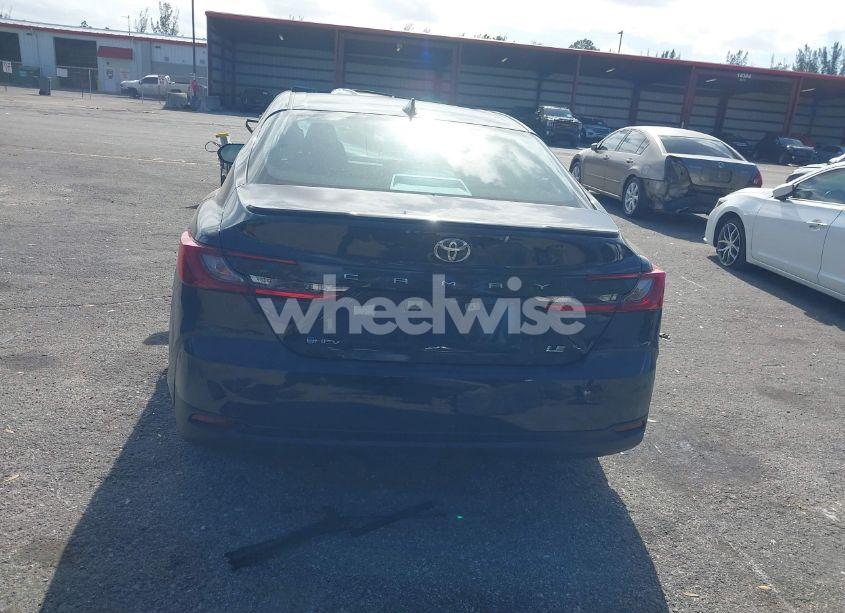 Photo 16 of 2025 Toyota Camry LE (VIN 4T1DAACK0SU533104)