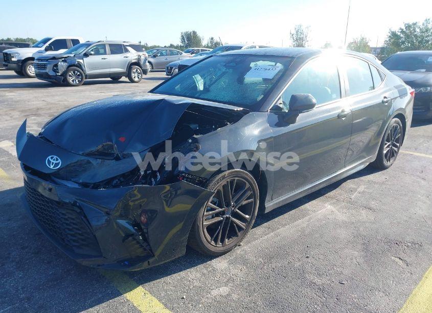 Photo 2 of 2025 Toyota Camry SE (VIN 4T1DAACK0SU556169)