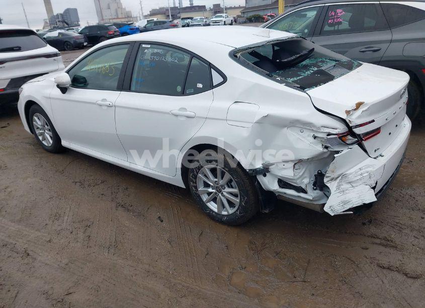 Photo 3 of 2025 Toyota Camry LE (VIN 4T1DAACK0SU568645)