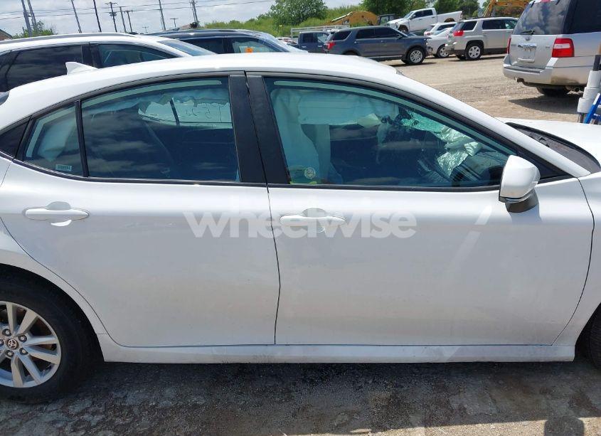 Photo 13 of 2025 Toyota Camry LE (VIN 4T1DAACK0SU584151)