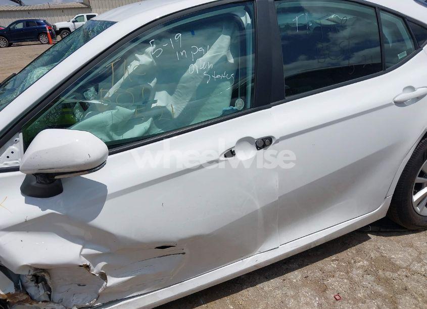 Photo 14 of 2025 Toyota Camry LE (VIN 4T1DAACK0SU584151)