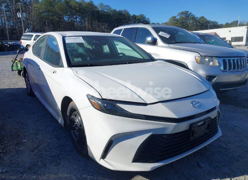 Photo 13 of 2025 Toyota Camry LE (VIN 4T1DAACK1SU023294)