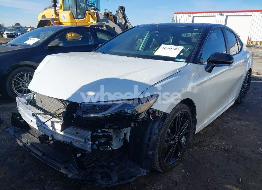 Photo 2 of 2025 Toyota Camry XSE (VIN 4T1DAACK1SU029953)