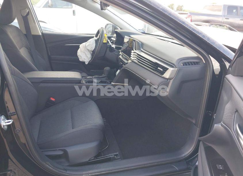 Photo 5 of 2025 Toyota Camry LE (VIN 4T1DAACK1SU103971)