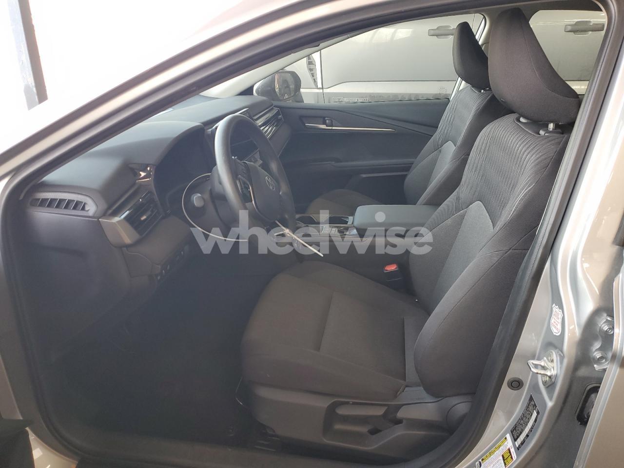 Photo 7 of 2025 TOYOTA CAMRY XSE (VIN 4T1DAACK1SU119359)