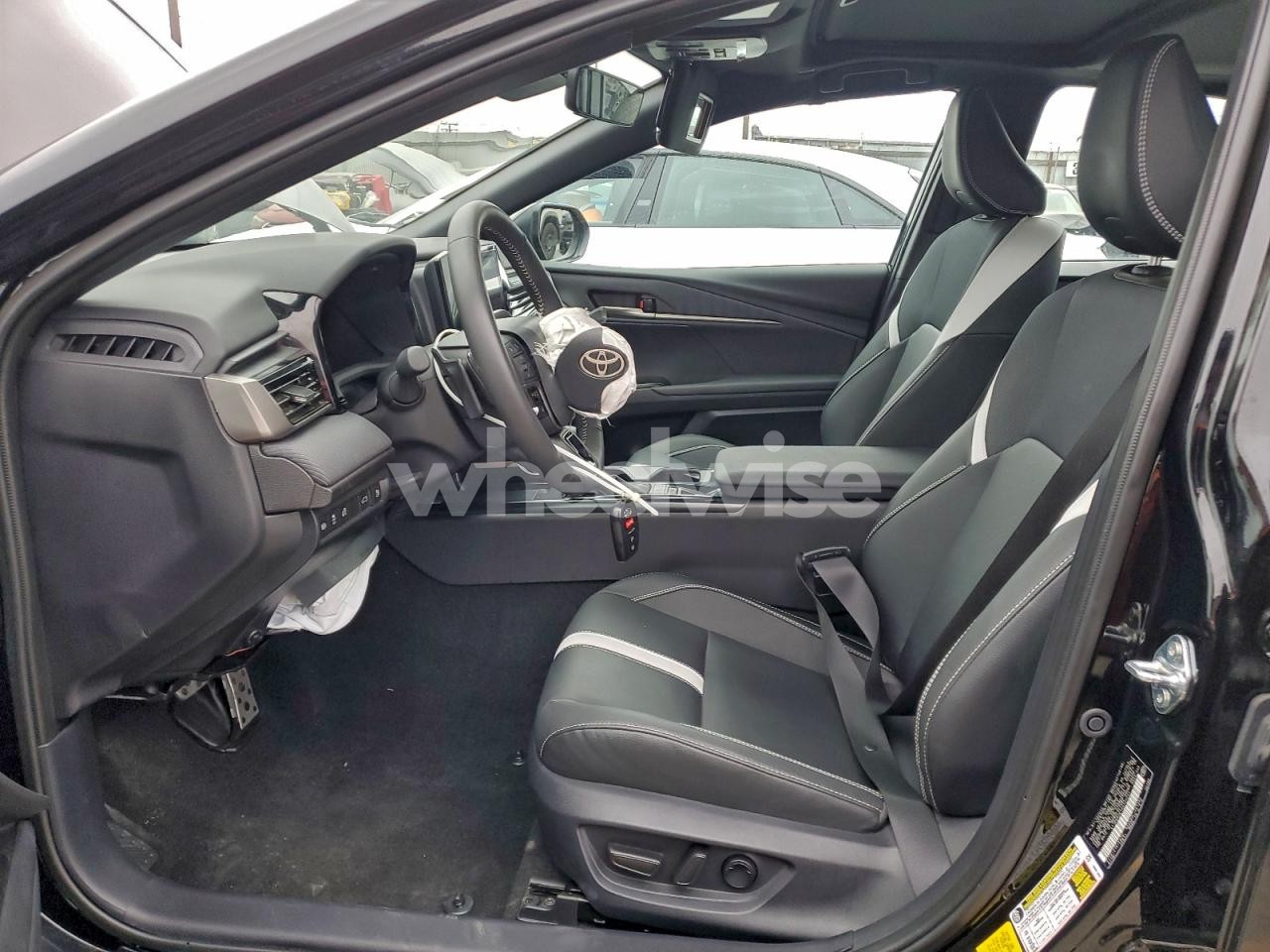 Photo 7 of 2025 TOYOTA CAMRY XSE (VIN 4T1DAACK1SU122231)