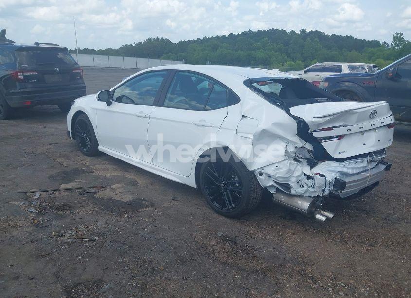 Photo 3 of 2025 Toyota Camry SE (VIN 4T1DAACK1SU135402)