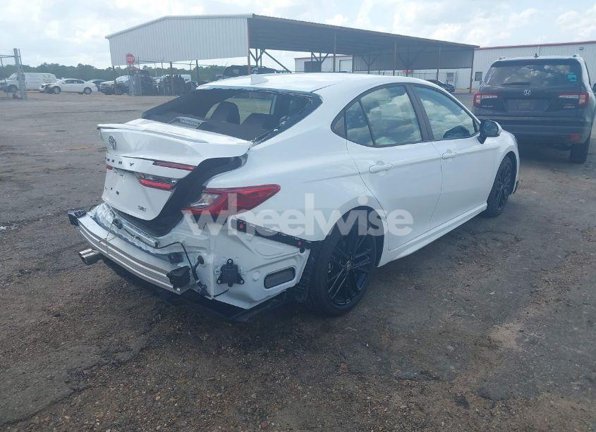 Photo 4 of 2025 Toyota Camry SE (VIN 4T1DAACK1SU135402)