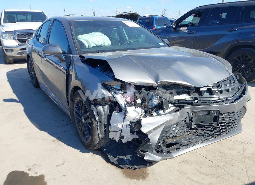 2025 Toyota Camry SE (VIN 4T1DAACK1SU542426) main photo