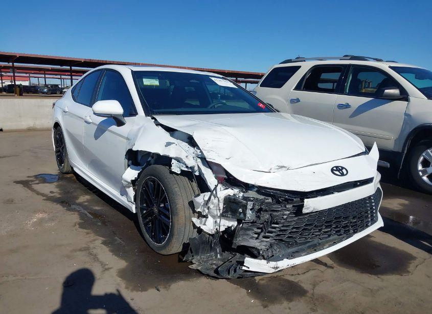 Photo 2 of 2025 Toyota Camry SE (VIN 4T1DAACK1SU549845)