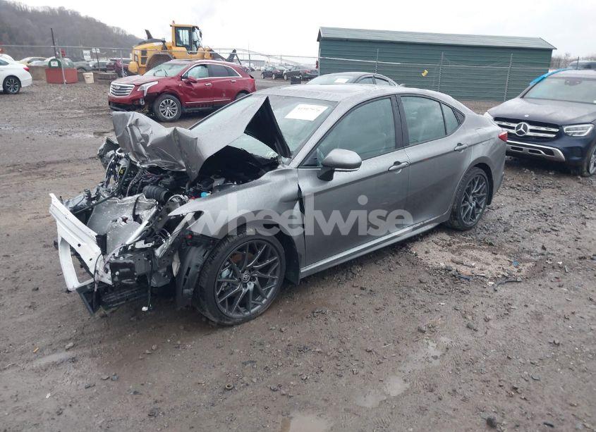 Photo 2 of 2025 Toyota Camry SE (VIN 4T1DAACK1SU563549)