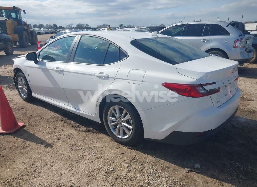 Photo 3 of 2025 Toyota Camry LE (VIN 4T1DAACK2SU000915)