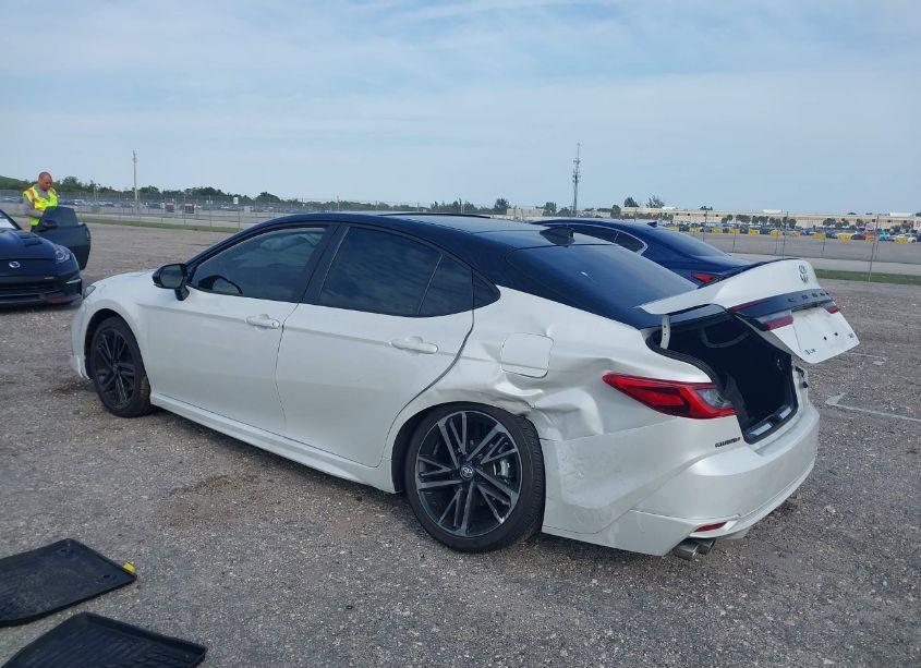 Photo 3 of 2025 Toyota Camry XSE (VIN 4T1DAACK2SU010862)