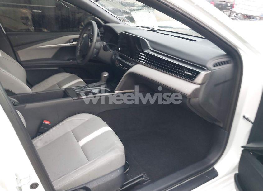 Photo 5 of 2025 Toyota Camry SE (VIN 4T1DAACK2SU035390)