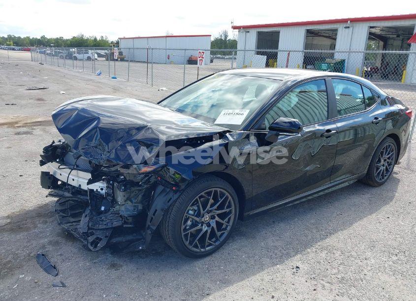 Photo 2 of 2025 Toyota Camry SE (VIN 4T1DAACK2SU089093)