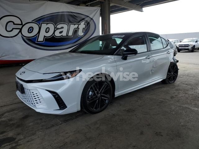 Photo 5 of 2025 TOYOTA CAMRY XSE N/A (VIN 4T1DAACK2SU107527)