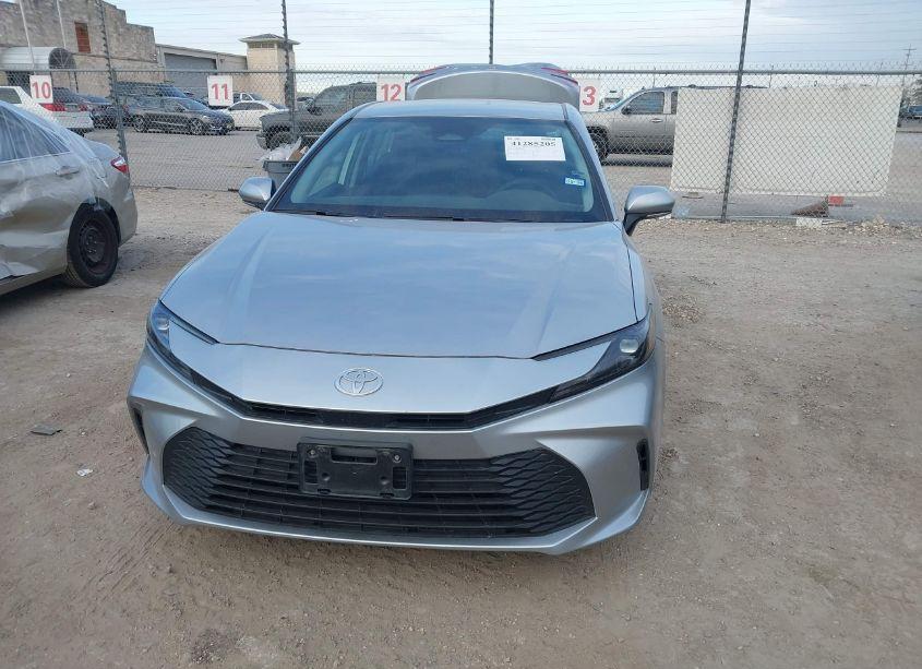 Photo 12 of 2025 Toyota Camry LE (VIN 4T1DAACK2SU505952)