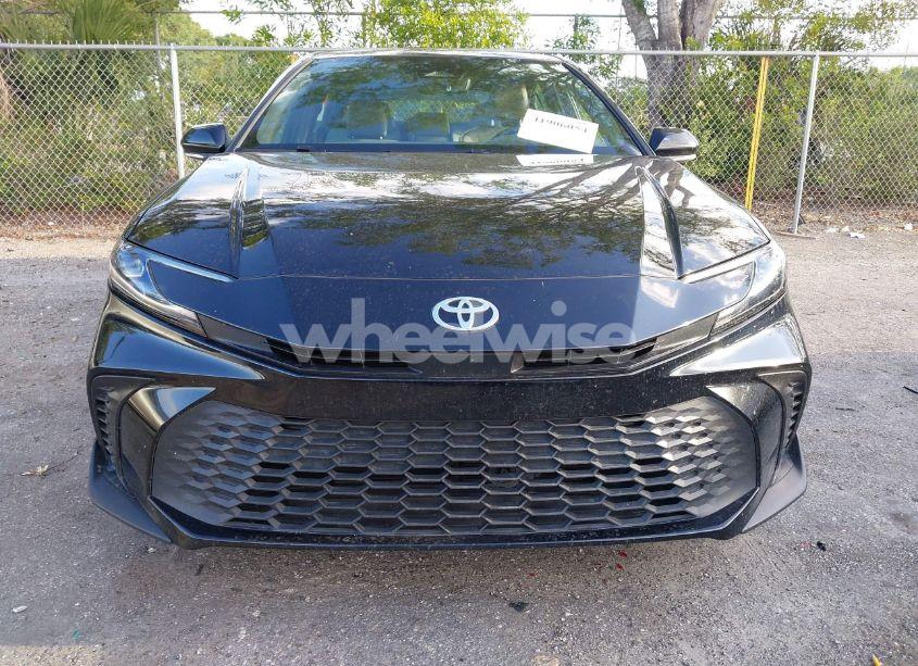 Photo 13 of 2025 Toyota Camry SE (VIN 4T1DAACK2SU513789)