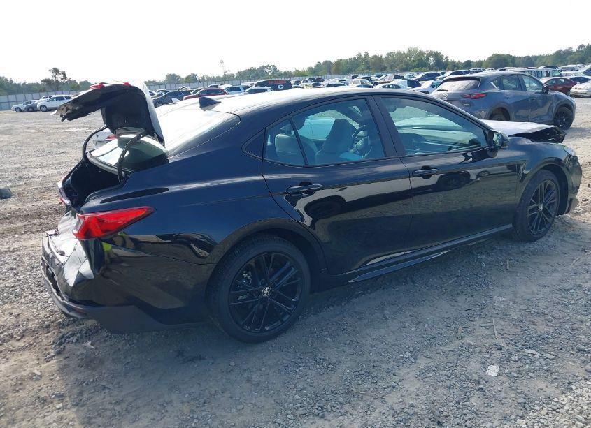 Photo 4 of 2025 Toyota Camry SE (VIN 4T1DAACK2SU514294)