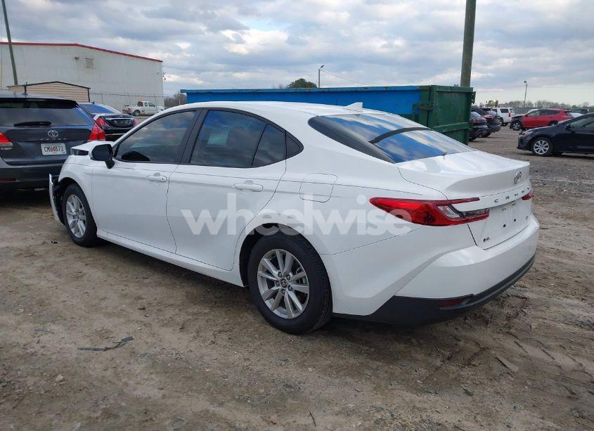 Photo 3 of 2025 Toyota Camry LE (VIN 4T1DAACK2SU517762)